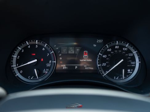 Used 2021 Toyota Highlander XLE AWD/4WD image 29