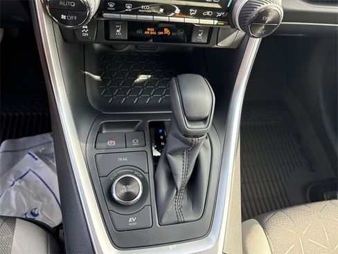 New 2025 Toyota RAV4 XLE w/ Convenience Package image 22
