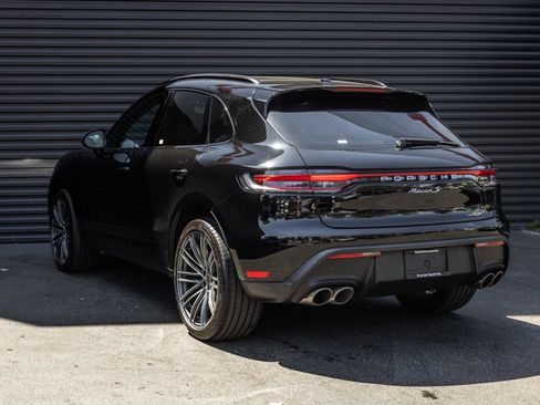 Certified 2026 Porsche Macan S AWD/4WD image 3
