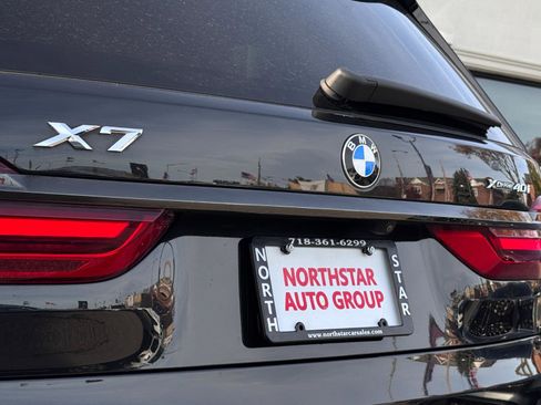Used 2022 BMW X7 xDrive40i w/ M Sport Package image 7