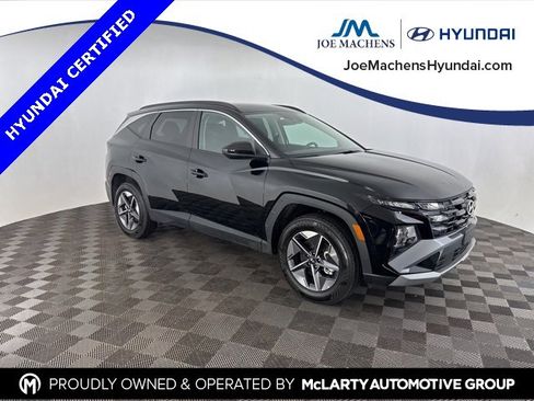 Certified 2025 Hyundai Tucson SEL image 1