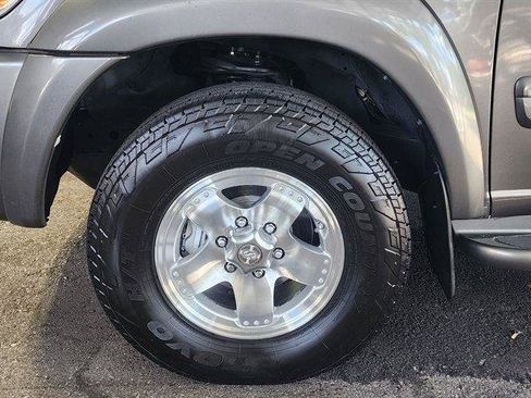 Used 2006 Toyota Sequoia SR5 RWD image 8