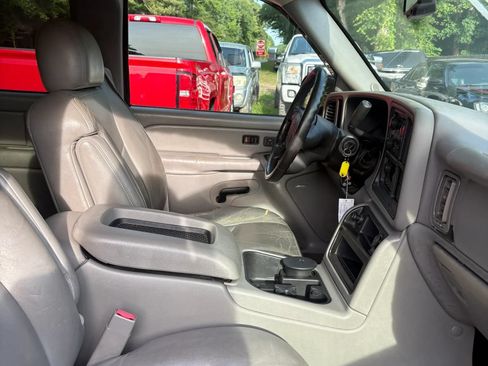 Used 2004 Chevrolet Silverado 1500 LT w/ Light Duty Power Package RWD image 18