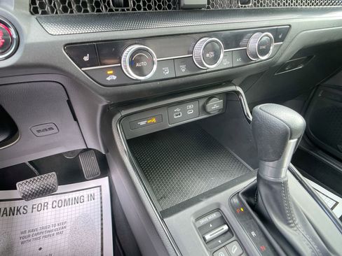 Used 2024 Honda CR-V EX image 19