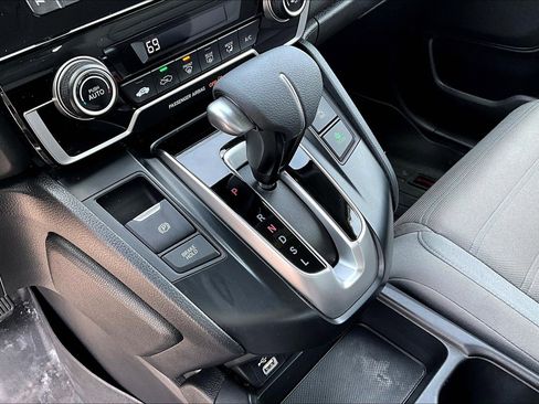 Used 2020 Honda CR-V LX image 19