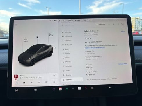 Used 2021 Tesla Model Y Long Range image 25