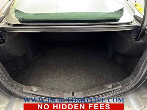 Used 2016 Ford Fusion SE image 16