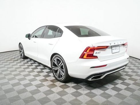Used 2019 Volvo S60 T6 R-Design image 29
