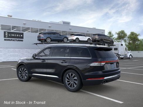 New 2026 Lincoln Aviator AWD image 4