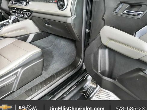 Used 2024 Chevrolet Colorado ZR2 w/ ZR2 Convenience Package III AWD/4WD image 23