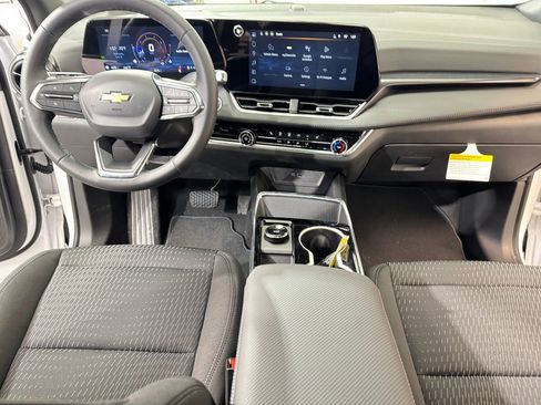 New 2026 Chevrolet Equinox LT image 10