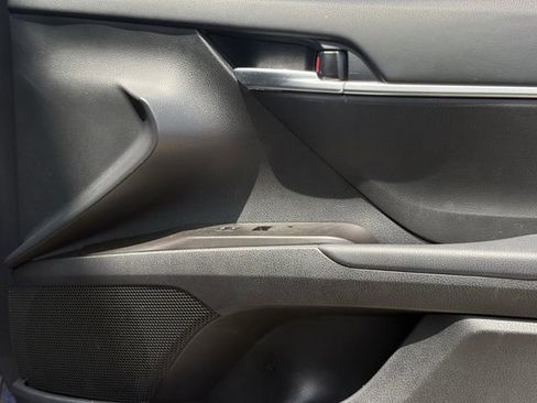 Used 2024 Toyota Camry SE FWD image 25
