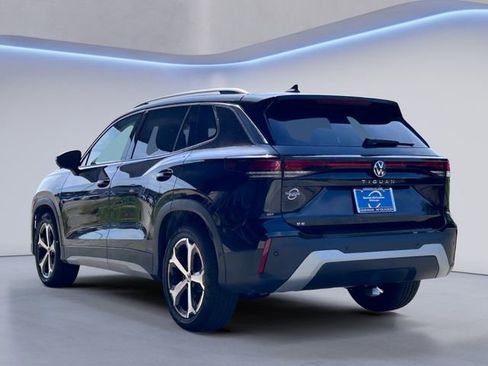 New 2026 Volkswagen Tiguan SE FWD image 6