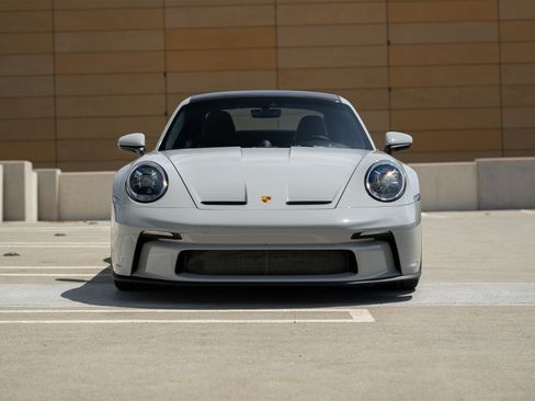 Used 2022 Porsche 911 GT3 RWD image 5