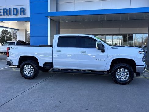 Used 2024 Chevrolet Silverado 2500 LTZ w/ LTZ Convenience Package image 2