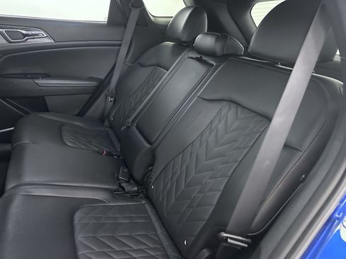 Used 2023 Kia Sportage X-Line w/ X-Line Premium Package AWD/4WD image 29