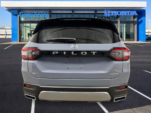 New 2026 Honda Pilot Touring image 4