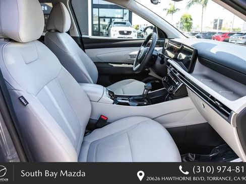 Used 2025 Hyundai Tucson SEL FWD image 16