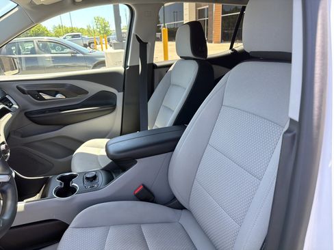 Used 2022 GMC Terrain SLE w/ Driver Convenience Package FWD image 27