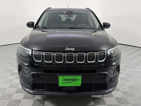 Used 2022 Jeep Compass Latitude FWD image 6