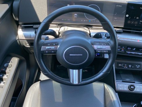 Used 2024 Hyundai Kona Limited FWD image 6