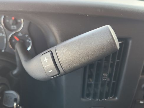 New 2025 Chevrolet Express 2500 image 22