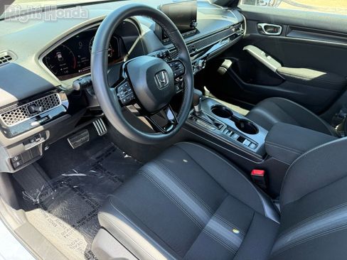 Used 2024 Honda Civic Sport image 12