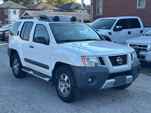 Used 2013 Nissan Xterra PRO-4X w/ Pro-4x Leather Pkg AWD/4WD image 3