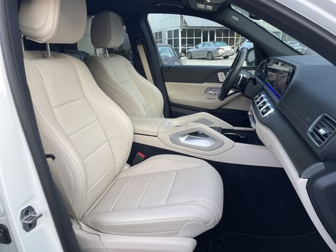 Certified 2025 Mercedes-Benz GLS 450 4MATIC w/ AMG Line Exterior image 52