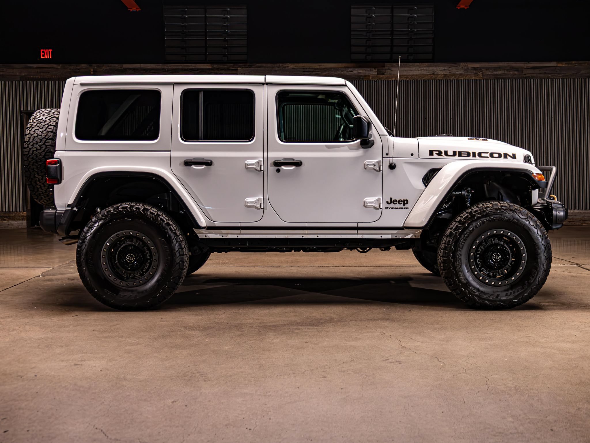 Used 2023 Jeep Wrangler Unlimited Rubicon 392 AWD/4WD image 10