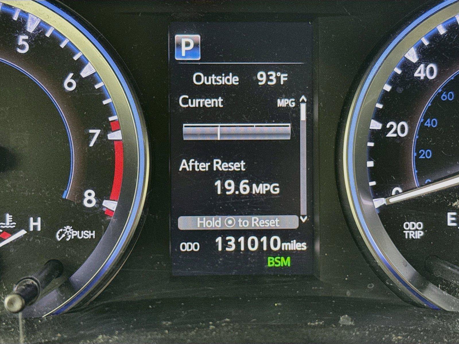 Used 2017 Toyota Highlander XLE AWD/4WD image 10