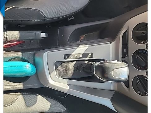 Used 2012 Ford Focus SE FWD image 13