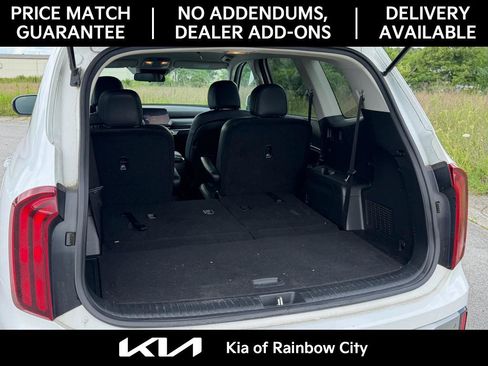 Used 2023 Kia Telluride S FWD image 9