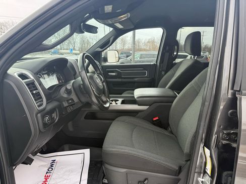 Used 2022 RAM 3500 Big Horn w/ Night Edition image 11