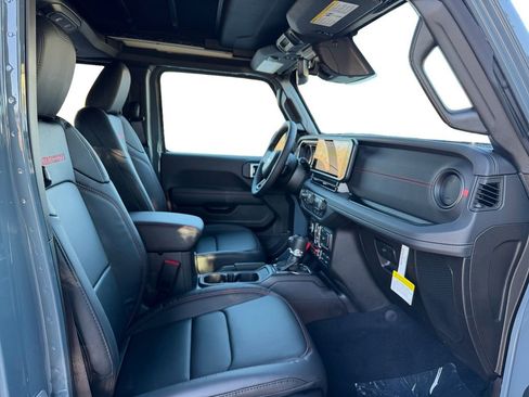 New 2026 Jeep Wrangler Unlimited Rubicon image 15