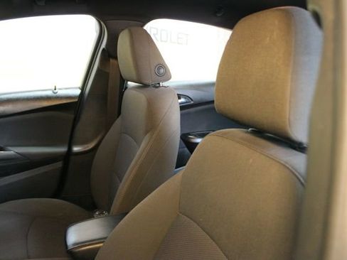 Used 2018 Chevrolet Cruze LT w/ RS Package FWD image 17