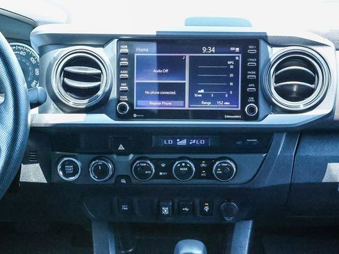 Used 2023 Toyota Tacoma TRD Sport image 25