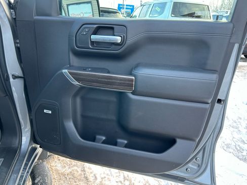 Used 2020 Chevrolet Silverado 1500 RST image 16