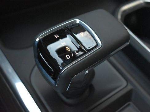 New 2026 GMC Sierra 1500 SLT w/ SLT Premium Plus Package image 33