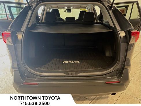 Used 2023 Toyota RAV4 LE image 23