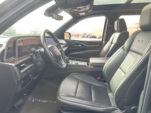 Used 2023 Cadillac Escalade ESV Premium Luxury image 27