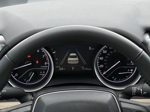 Used 2022 Toyota Camry XLE image 20