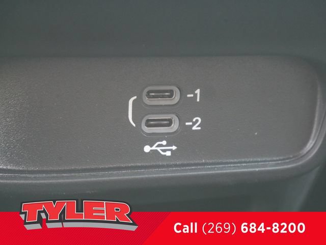New 2027 Chrysler Pacifica Select FWD image 33