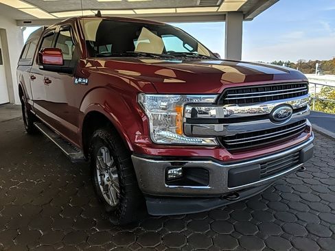 Used 2019 Ford F150 Lariat w/ Trailer Tow Package image 3