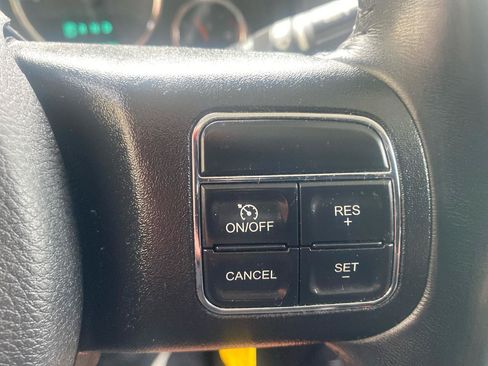 Used 2018 Jeep Wrangler Unlimited Sport S AWD/4WD image 11