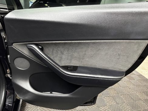 Used 2020 Tesla Model Y Performance image 48