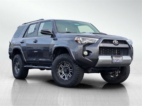 Used 2019 Toyota 4Runner TRD Off-Road image 1