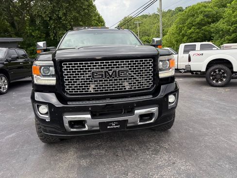 Used 2016 GMC Sierra 2500 Denali w/ Duramax Plus Package AWD/4WD image 69