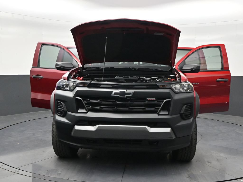 Used 2024 Chevrolet Colorado Trail Boss w/ Advanced Trailering Package AWD/4WD image 33