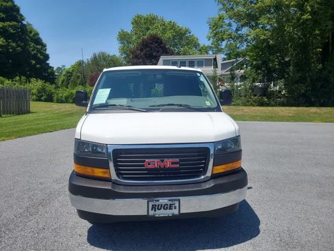 Used 2025 GMC Savana 2500 w/ Driver Convenience Package RWD image 7